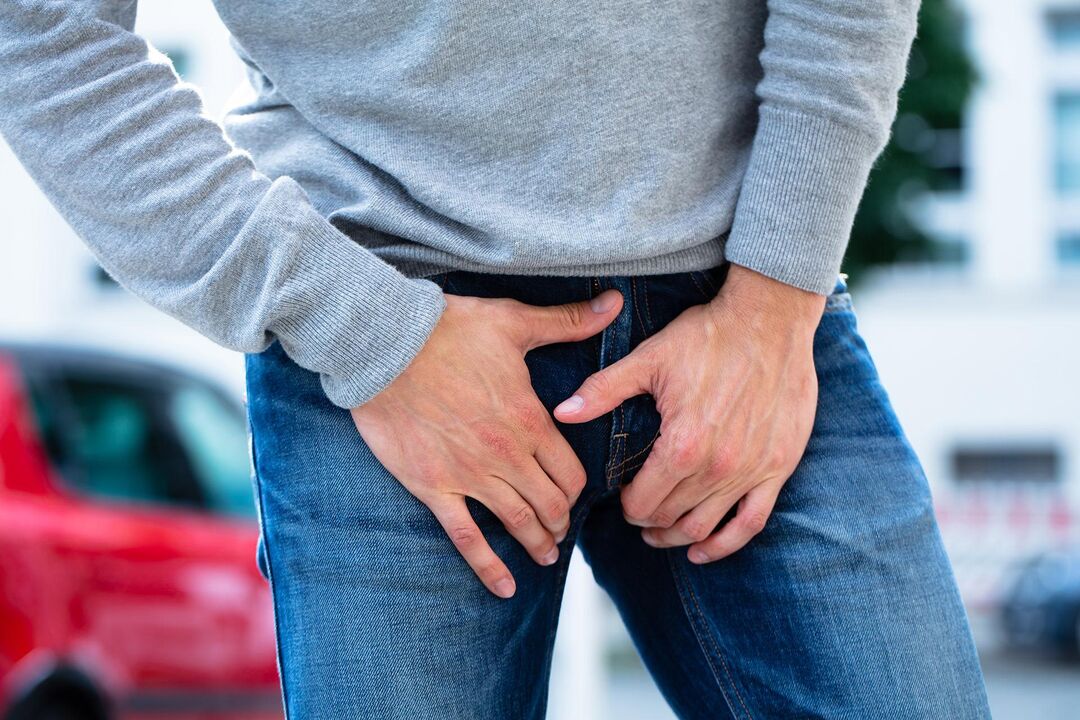 Schmerzen in der Leistengegend bei einem Mann mit kulkulärer Prostatitis